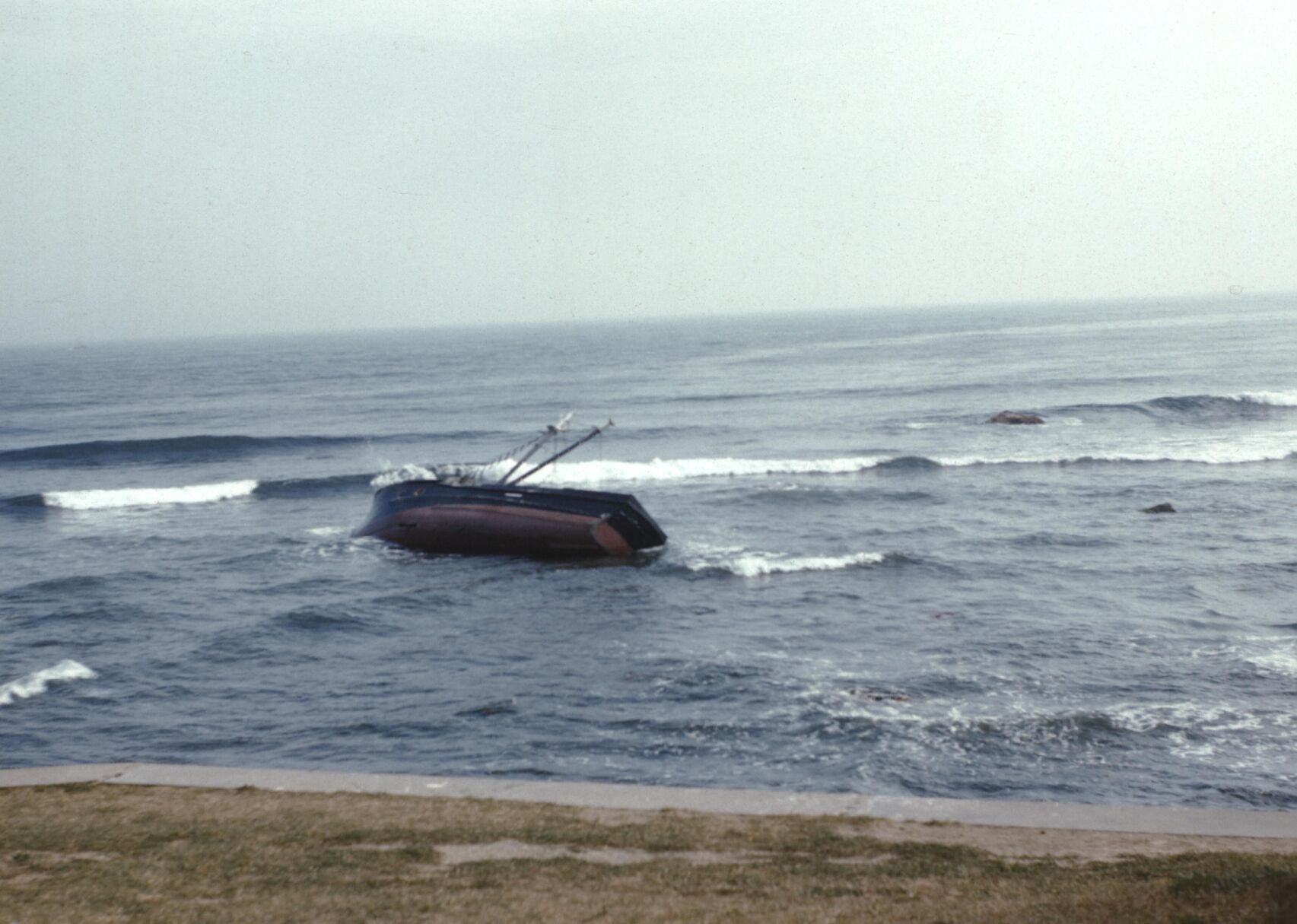 1952: A rare winter tropical storm